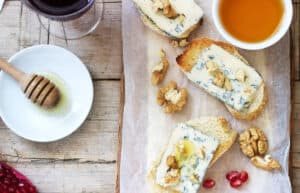 Blue Cheese, toast, honey and walnuts made with IQF Blue Cheese Slices IQF Cheese Slices - Blue Cheese, toast, honey and walnuts